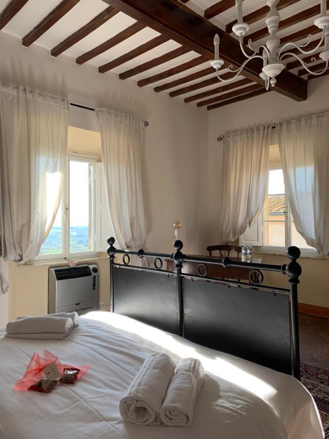 Casa Cerboneschi Bed & Breakfast กาซาเล มาริตติโม ภายนอก รูปภาพ
