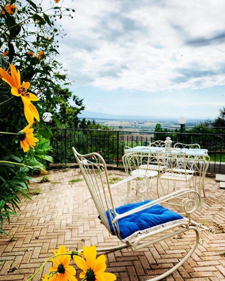 Casa Cerboneschi Bed & Breakfast กาซาเล มาริตติโม ภายนอก รูปภาพ
